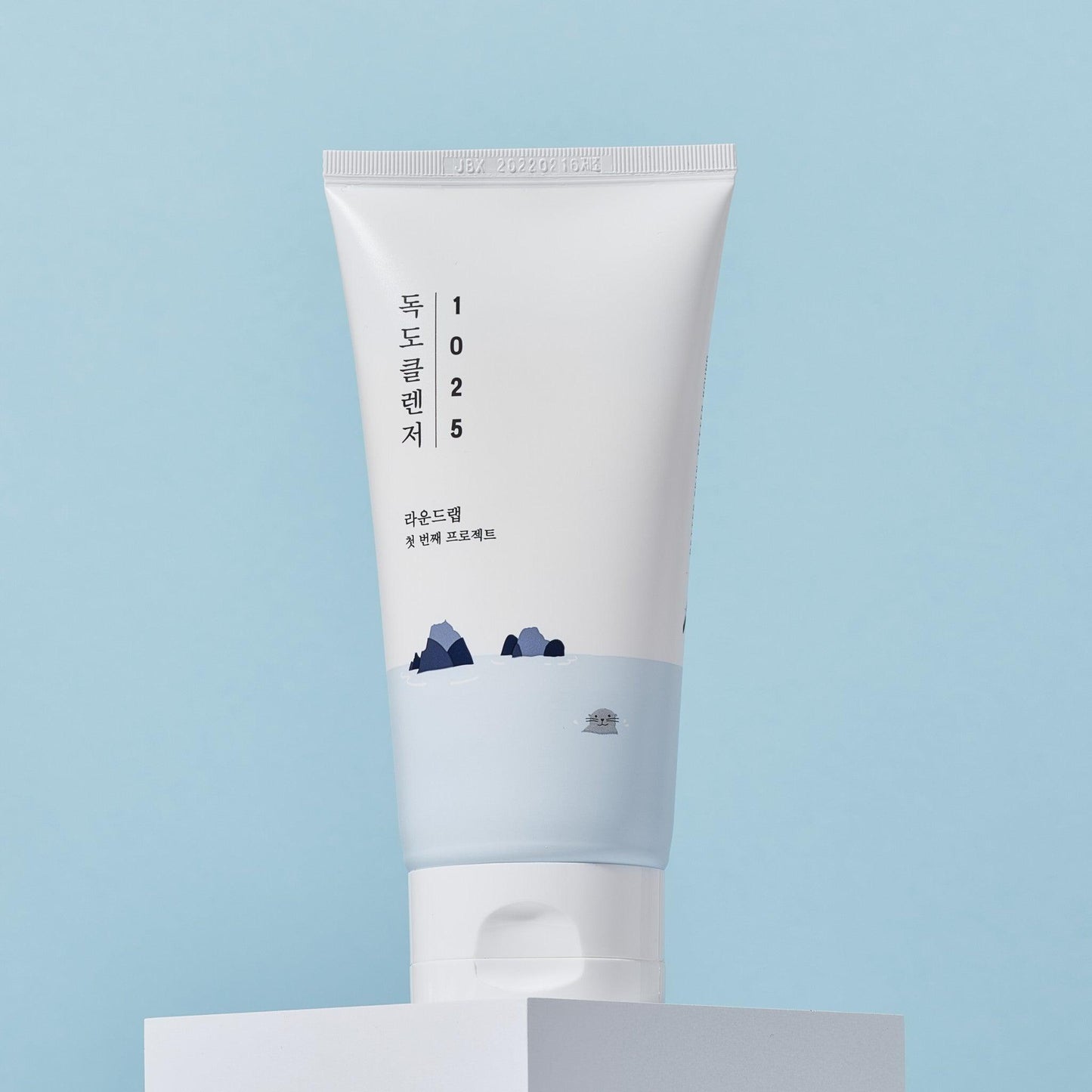 Round Lab 1025 Dokdo Cleanser - Gentle and Moisturizing Cleansing 150ml